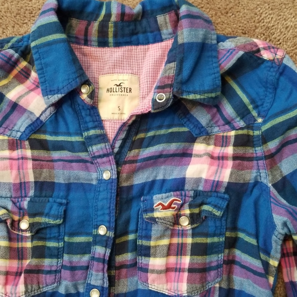 Hollister long sleeve plaid shirt